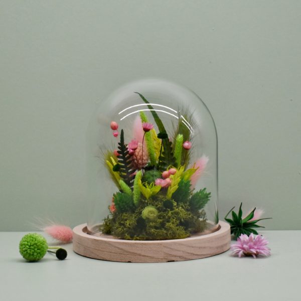 Cloche de fleurs séchées